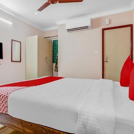 Pn Samy Inn بونديتْشيري المظهر الخارجي الصورة
